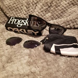 Oakley Frogskins Purple Lenses